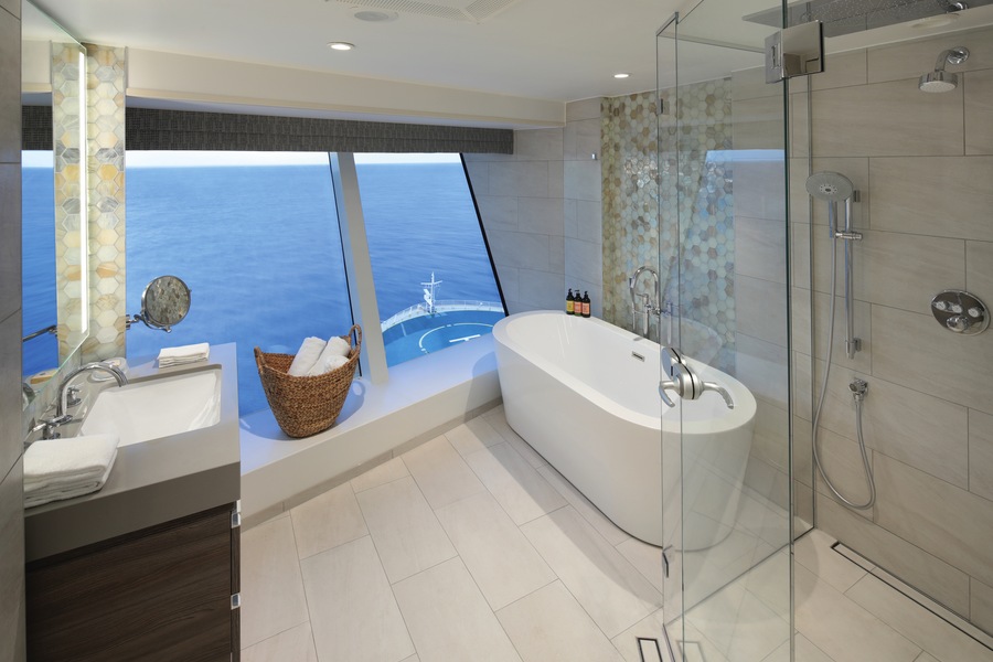 RCI, Oasis, PanoramicSuite Bathroom.jpg